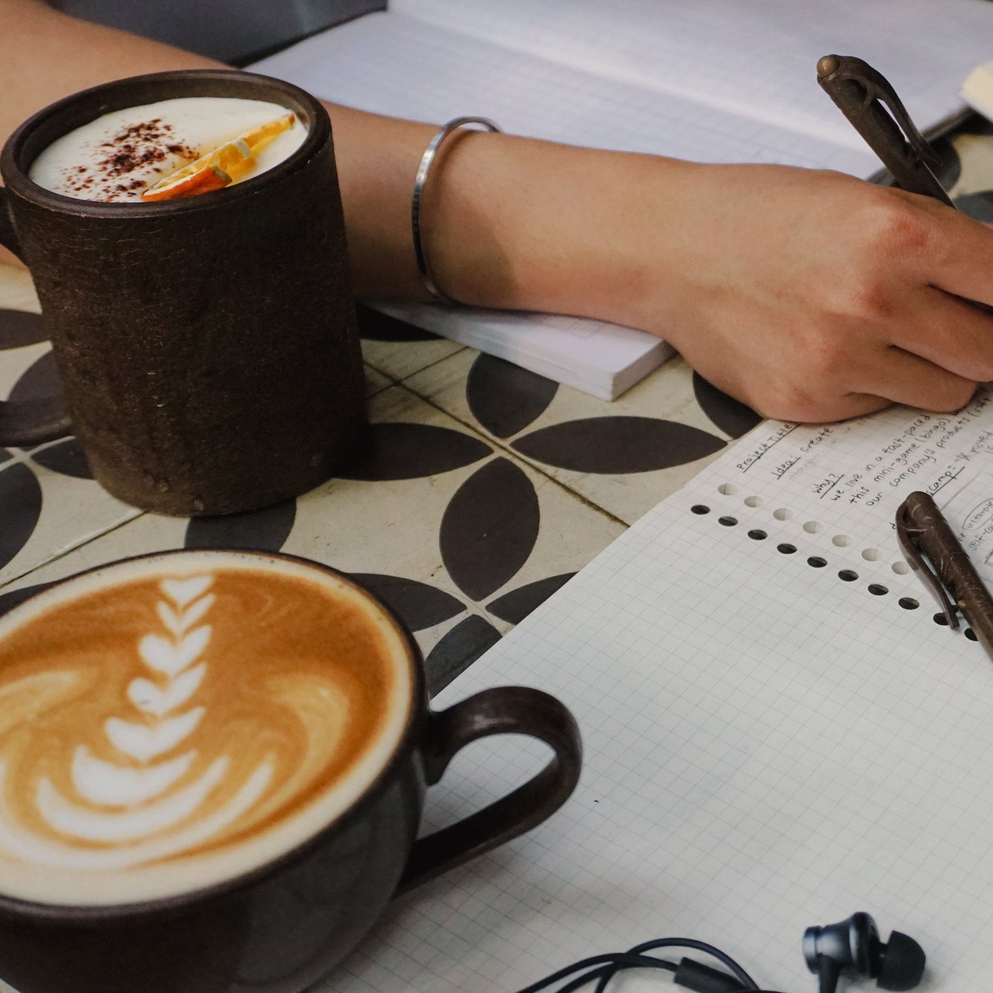 Coffee Grounds Latte Cup